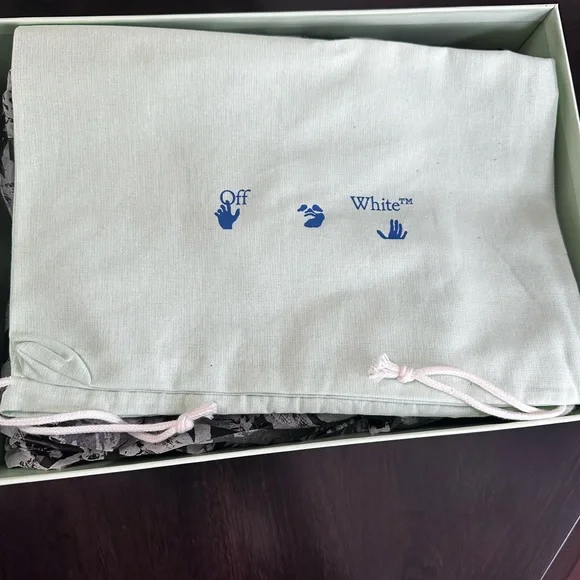 Size 9 - Off-White Vulcanized Mid White Black - Picture 5 of 7